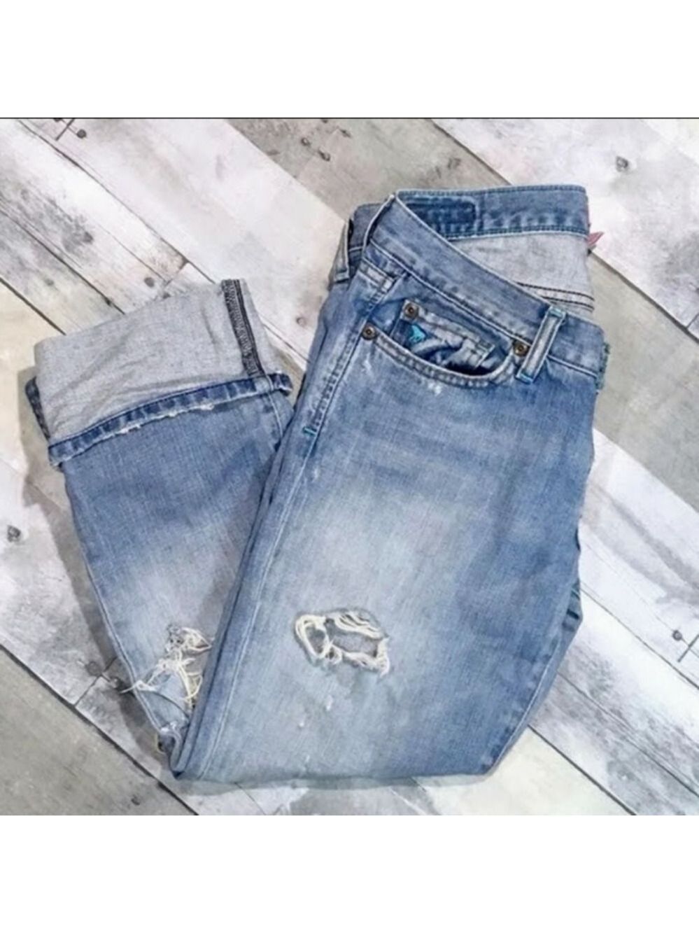 A&F Cropped Boyfriend distressed denim